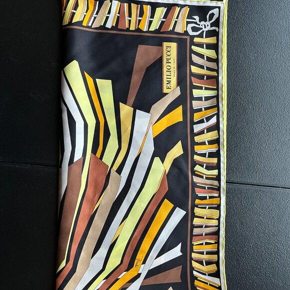 Emilio Pucci Silk Scarf Large Square Brown Yellow Print Design - Picture 4 of 9